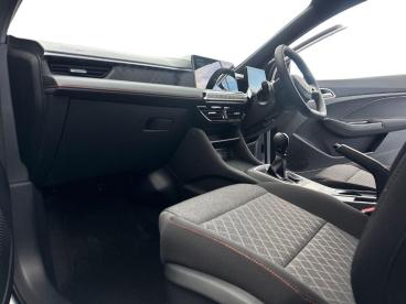 SPOTICAR Mg 3 Mg3 1.5 Se Euro 6 (s/s) 5dr Used Car - Saloon Petrol  - Wallsend - 1200593549_3