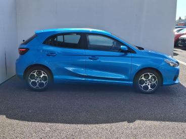 SPOTICAR Mg 3 Mg3 1.5 Se Euro 6 (s/s) 5dr Used Car - Saloon Petrol Blue - Trowbridge - 1200617250_4