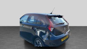 SPOTICAR Mg 3 Mg3 1.5 Vti-tech Exclusive Nav Euro 6 (s/s) 5dr Used Car - Saloon Petrol Black - Preston - 1200625074_5