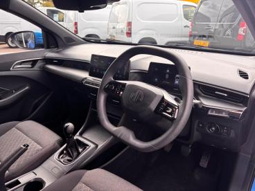 SPOTICAR Mg 3 Mg3 1.5 Se Euro 6 (s/s) 5dr Used Car - Saloon Petrol Blue - Boston - 1200632041_3