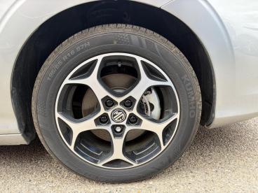 SPOTICAR Mg 3 Mg3 1.5 Hybrid+ Trophy Auto Euro 6 (s/s) 5dr Used Car - Saloon Hybrid Silver - Hemel Hempstead - 1200634990_2