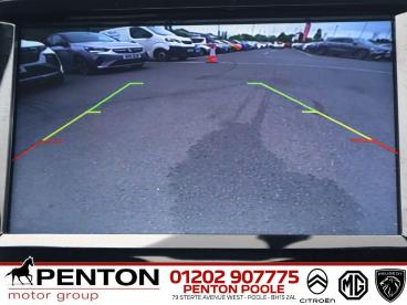SPOTICAR Mg 3 Mg3 1.5 Vti-tech Exclusive Nav Euro 6 (s/s) 5dr Used Car - Saloon Petrol Silver - Poole - 1200635184_3