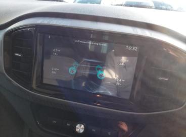 SPOTICAR Mg 3 Mg3 1.5 Vti-tech Exclusive Nav Euro 6 (s/s) 5dr Used Car - Saloon Petrol Black - Kings Lynn - 1200639119_4