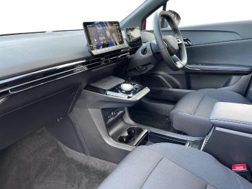 SPOTICAR Mg 4 Mg4 64kwh Se Long Range Auto 5dr Used Car - Saloon Electric Red - Ashington - 1200542479_3