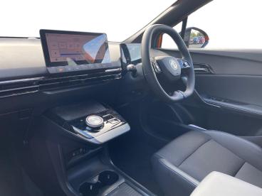 SPOTICAR Mg 4 Mg4 64kwh Trophy Long Range Auto 5dr Used Car - Saloon Electric  - Ashington - 1200550377_3