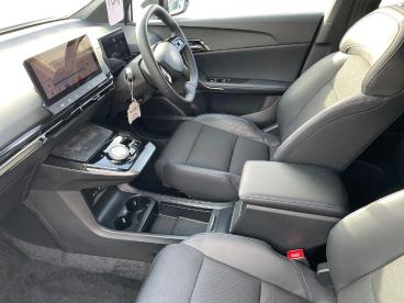 SPOTICAR Mg 4 Mg4 64kwh Trophy Long Range Auto 5dr Used Car - Saloon Electric Multicolour - Ashington - 1200553132_3