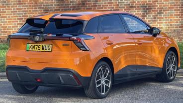 SPOTICAR Mg 4 Mg4 64kwh Trophy Long Range Auto 5dr Used Car - Saloon Electric Orange - Hemel Hempstead - 1200555775_5