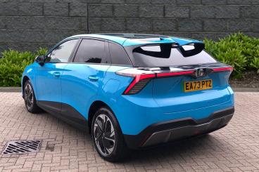 SPOTICAR Mg 4 Mg4 64kwh Trophy Long Range Auto 5dr Used Car - Saloon Electric Blue - Rugby - 1200557312_4