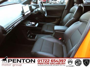 SPOTICAR Mg 4 Mg4 64kwh Trophy Long Range Auto 5dr Used Car - Saloon Electric Orange - Salisbury - 1200566847_2