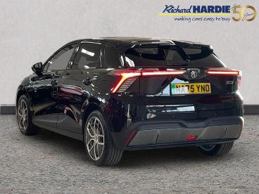 SPOTICAR Mg 4 Mg4 64kwh Trophy Long Range Auto 5dr Used Car - Saloon Electric  - Ashington - 1200569554_2