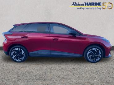 SPOTICAR Mg 4 Mg4 64kwh Trophy Long Range Auto 5dr Used Car - Saloon Electric Red - Ashington - 1200578144_5