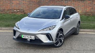 SPOTICAR Mg 4 Mg4 180kw Premium Extended Range 77kwh 5dr Auto Used Car - Saloon Electric  - Hemel Hempstead - 1200585823_2