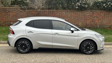 SPOTICAR Mg 4 Mg4 118kw Premium Long Range 54kwh 5dr Auto Used Car - Saloon Electric  - Hemel Hempstead - 1200585824_4