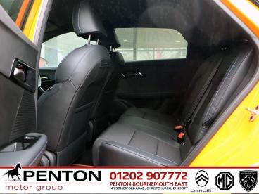 SPOTICAR Mg 4 Mg4 64kwh Trophy Long Range Auto 5dr Used Car - Saloon Electric Orange - Christchurch - 1200586331_4