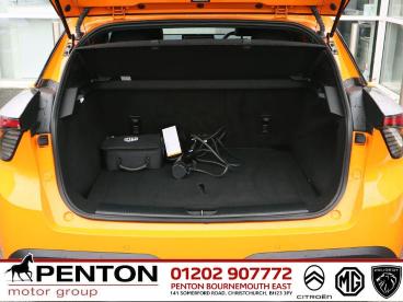 SPOTICAR Mg 4 Mg4 64kwh Trophy Long Range Auto 5dr Used Car - Saloon Electric Orange - Christchurch - 1200586331_5