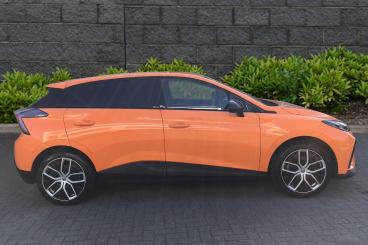 SPOTICAR Mg 4 Mg4 64kwh Trophy Long Range Auto 5dr Used Car - Saloon Electric Orange - Rugby - 1200593247_3