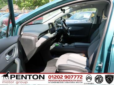SPOTICAR Mg 4 Mg4 64kwh Premium Long Range Auto 5dr Used Car - Saloon Electric Green - Christchurch - 1200603781_3