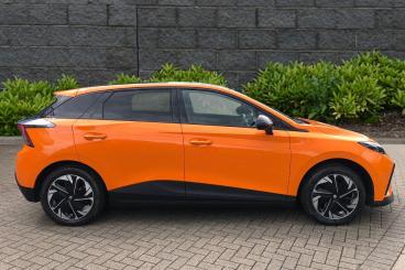 SPOTICAR Mg 4 Mg4 64kwh Trophy Long Range Auto 5dr Used Car - Saloon Electric Orange - Rugby - 1200608633_3