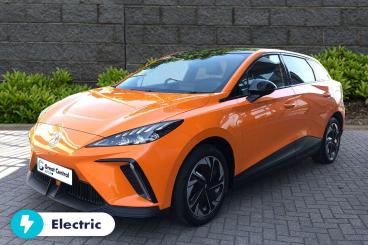 SPOTICAR Mg 4 Mg4 64kwh Trophy Long Range Auto 5dr Used Car - Saloon Electric Orange - Rugby - 1200617337_2