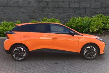 SPOTICAR Mg 4 Mg4 64kwh Trophy Long Range Auto 5dr Used Car - Saloon Electric Orange - Rugby - 1200617337_3