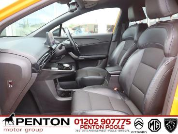 SPOTICAR Mg 4 Mg4 64kwh Trophy Long Range Auto 5dr Used Car - Saloon Electric Orange - Poole - 1200635183_5