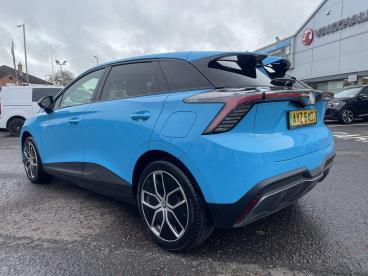 SPOTICAR Mg 4 Mg4 64kwh Trophy Long Range Auto 5dr Used Car - Saloon Electric Blue - Enniskillen - 1200638473_5