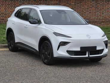 SPOTICAR Mg 5 Mg5 64kwh Se Long Range Auto 5dr Used Car - Suv Electric White - Hemel Hempstead - 1200555757_1