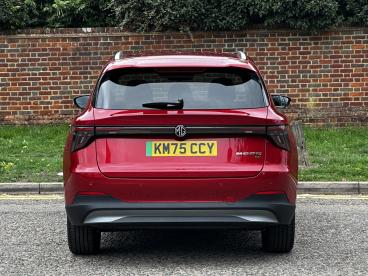 SPOTICAR Mg 5 Mg5 64kwh Trophy Long Range Auto 5dr Used Car - Suv Electric Red - Hemel Hempstead - 1200555761_4