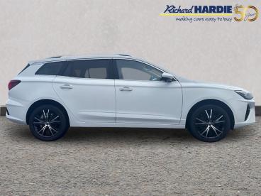 SPOTICAR Mg 5 Mg5 61.1kwh Trophy Long Range Auto 5dr Used Car - Estate Electric White - Wallsend - 1200561222_5