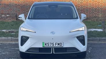 SPOTICAR Mg 6 Mg6 180kw Trophy Ev Long Range 77kwh 5dr Auto Used Car - Suv Electric  - Hemel Hempstead - 1200568450_3