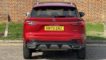 SPOTICAR Mg Hs Mghs 1.5 T-gdi Se Euro 6 (s/s) 5dr Used Car - Suv Petrol Red - Hemel Hempstead - 1200555752_4