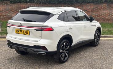 SPOTICAR Mg Hs Mghs 1.5 T-gdi Se Dct Euro 6 (s/s) 5dr Used Car - Suv Petrol White - Hemel Hempstead - 1200555754_4