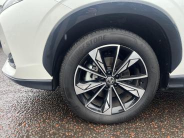 SPOTICAR Mg Hs Mghs 1.5 T-gdi Trophy Dct Euro 6 (s/s) 5dr Used Car - Suv Petrol White - Enniskillen - 1200577087_4