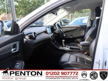 SPOTICAR Mg Hs Mghs 1.5 T-gdi Excite Euro 6 (s/s) 5dr Used Car - Suv Petrol White - Christchurch - 1200609296_3