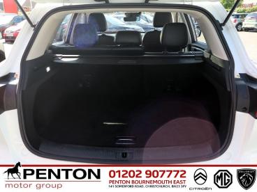 SPOTICAR Mg Hs Mghs 1.5 T-gdi Excite Euro 6 (s/s) 5dr Used Car - Suv Petrol White - Christchurch - 1200609296_5