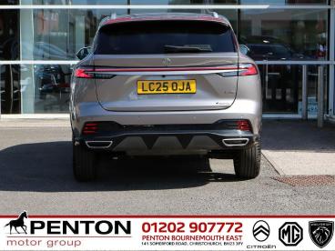 SPOTICAR Mg Hs Mghs 1.5 T-gdi Trophy Dct Euro 6 (s/s) 5dr Used Car - Suv Petrol Silver - Christchurch - 1200614078_5