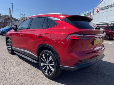 SPOTICAR Mg Hs Mghs 1.5 T-gdi 24.7kwh Trophy Auto Euro 6 (s/s) 5dr Used Car - Suv Plug-in Hybrid Red - Enniskillen - 1200617071_5