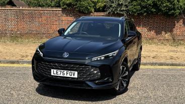 SPOTICAR Mg Hs Mghs 1.5 Hybrid+ Trophy Auto Euro 6 (s/s) 5dr Used Car - Suv Hybrid Black - Hemel Hempstead - 1200619432_2