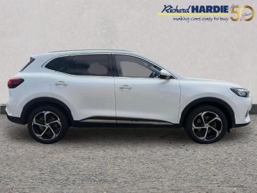 SPOTICAR Mg Hs Mghs 1.5 T-gdi Trophy Euro 6 (s/s) 5dr Used Car - Suv Petrol White - Ashington - 1200622922_5
