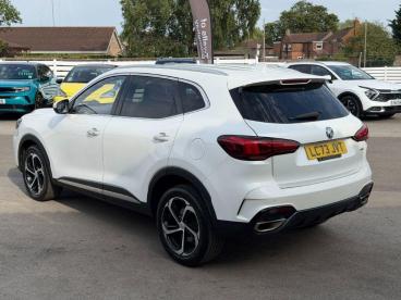 SPOTICAR Mg Hs Mghs 1.5 T-gdi Trophy Euro 6 (s/s) 5dr Used Car - Suv Petrol White - Billinghay - 1200624898_2