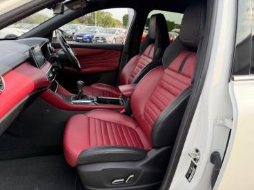 SPOTICAR Mg Hs Mghs 1.5 T-gdi Trophy Euro 6 (s/s) 5dr Used Car - Suv Petrol White - Billinghay - 1200624898_4