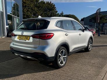 SPOTICAR Mg Hs Mghs 1.5 T-gdi Excite Dct Euro 6 (s/s) 5dr Used Car - Suv Petrol Silver - Kettering - 1200626434_3