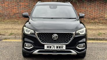 SPOTICAR Mg Hs Mghs 1.5 T-gdi Exclusive Euro 6 (s/s) 5dr Used Car - Suv Petrol Black - Hemel Hempstead - 1200630309_2