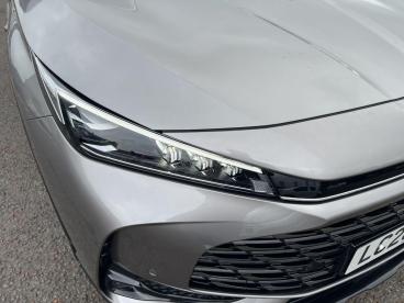 SPOTICAR Mg Hs Mghs 1.5 Hybrid+ Trophy Auto Euro 6 (s/s) 5dr Used Car - Suv Hybrid Silver - Enniskillen - 1200638916_2