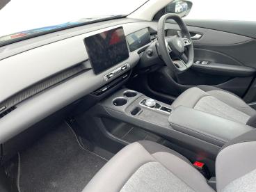 SPOTICAR Mg Mgs5 Ev Mgs5 64kwh Se Long Range Auto 5dr Used Car - Suv Electric Black - Wallsend - 1200630154_3