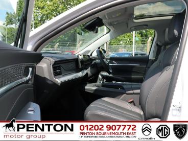 SPOTICAR Mg S9 Mgs9 1.5t 24.7kwh Premium Auto Euro 6 (s/s) 5dr Used Car - Suv Plug-in Hybrid White - Christchurch - 1200639044_4
