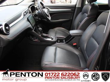 SPOTICAR Mg Zs Mgzs 1.0 T-gdi Exclusive Auto Euro 6 5dr Used Car - Suv Petrol Black - Salisbury - 1200532585_2