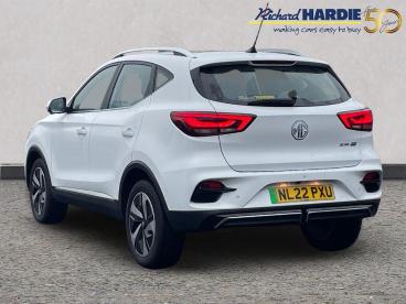 SPOTICAR Mg Zs Mgzs 51.1kwh Trophy Auto 5dr Used Car - Suv Electric White - Ashington - 1200545864_2