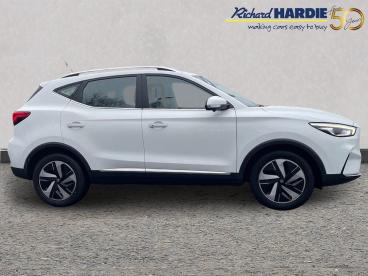 SPOTICAR Mg Zs Mgzs 51.1kwh Trophy Auto 5dr Used Car - Suv Electric White - Ashington - 1200545864_3