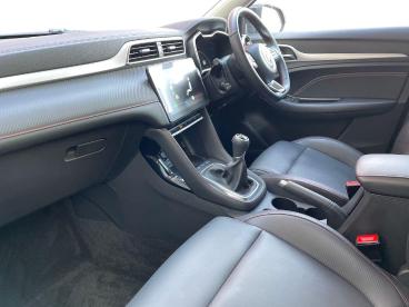 SPOTICAR Mg Zs Mgzs 1.0 T-gdi Exclusive Euro 6 5dr Used Car - Suv Petrol Black - Ashington - 1200546266_3